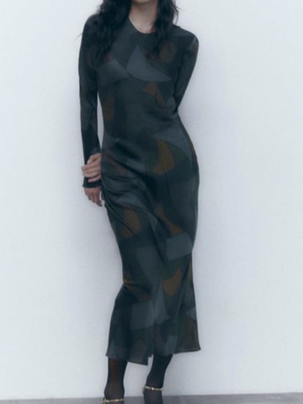 Zara Long-Sleeve Geometric Midi Dress in Charcoal and Brown Accents